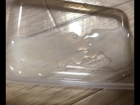 容器に射精
